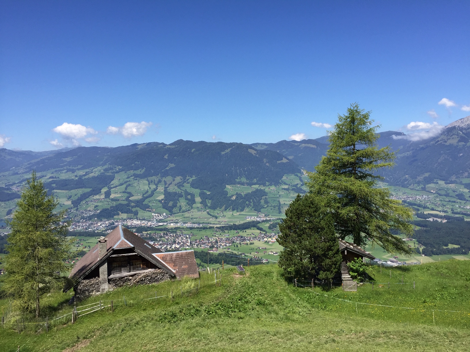 3. Alp Chlingen